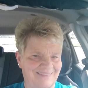 Meet your Posher, Pamela